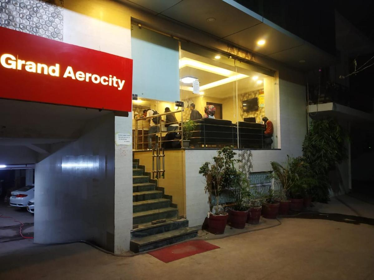 Aerocity Grand Nova Deli Exterior foto